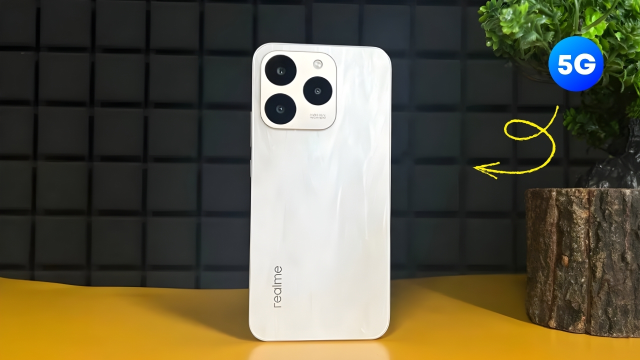 Realme 15T 5G Launched With 7000mAh Battery and 120Hz AMOLED Display